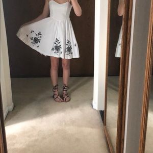 Black and white floral dress!